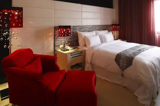 غرفة بزنس بسرير كينج، Dryad Motel 1/1