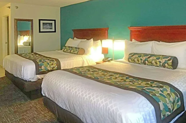 غرفة قياسية بسريرين كوين، Comfort Inn & Suites OFallon - St Louis Area 2/5