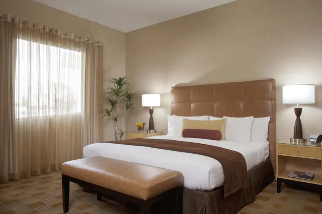 Executive, King Bed, Allergy Friendly, Accessible، Elan Hotel Los Angeles 4/8
