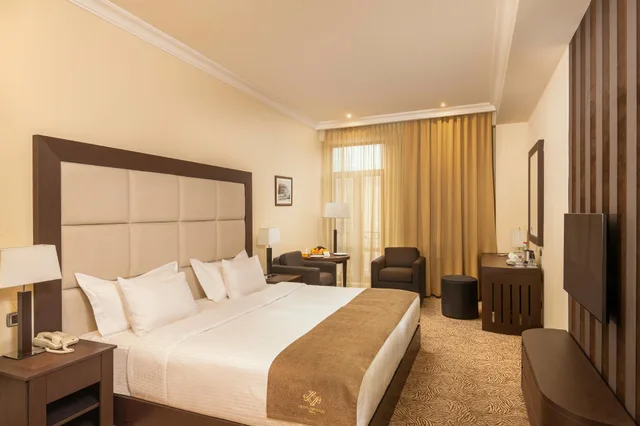 غرفة بسرير كينج، National by Stellar Hotels, Yerevan 2/3