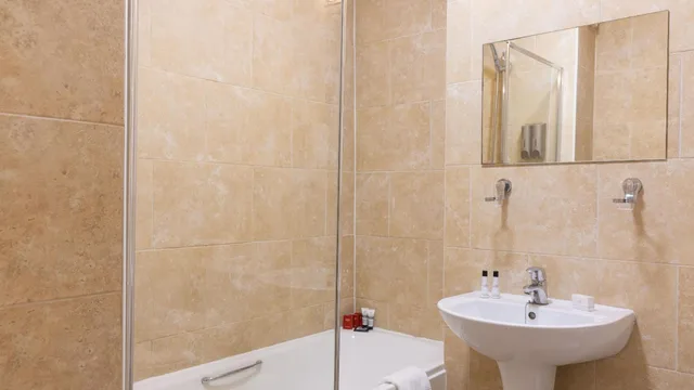غرفة تنفيذية بسرير مزدوج أو سريرين منفصلين، Muthu Clumber Park Hotel and Spa 9/10