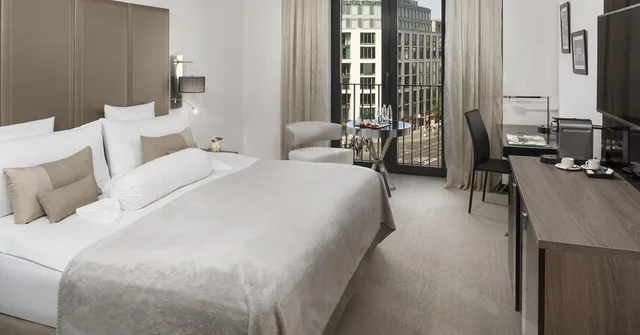 غرفة سوبيريور بسرير مزدوج، Melia Berlin 4/8