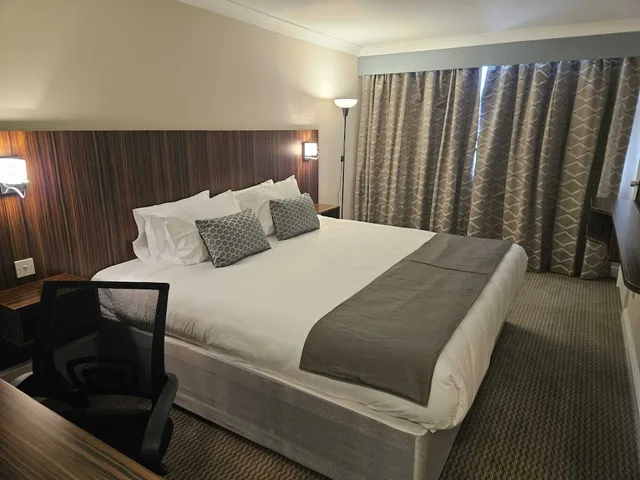 Accessible Double Room, Dancenter Lux Resort London City M25 6/8