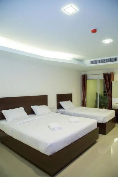 غرفة عائلية ثلاثية، Smile Residence 2/2