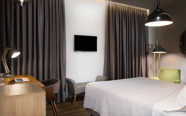 غرفة ديلوكس بسرير كوين، 360 Degrees Pop Art Hotel 7/10
