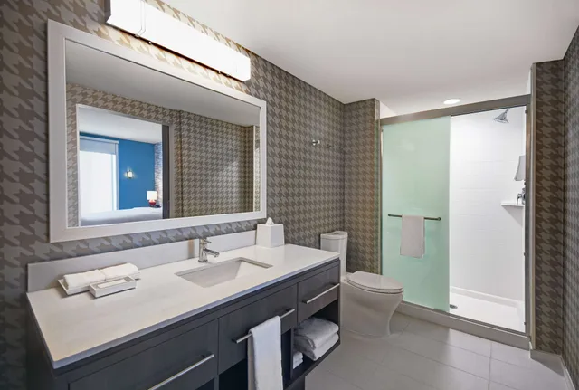 غرفة ديلوكس بسرير كينج لذوي الإعاقة، Home2 Suites By Hilton Columbus 5/7