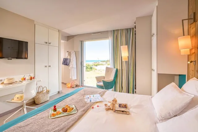 غرفة عائلية، Previthal Hotel de la Baie Thalasso & Spa Marin 1/2