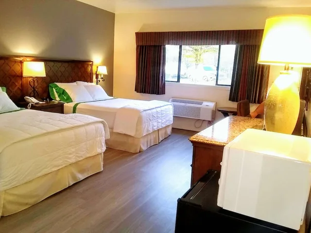 غرفة قياسية بسريرين كوين، Guesthouse Enumclaw 2/4