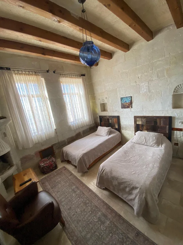 Superior, Twin Beds, Seki Cave Cavusin 1/5