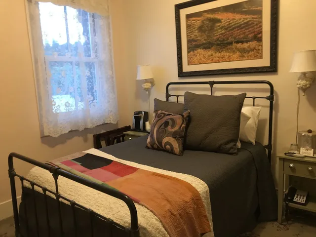 غرفة أساسية بسرير مزدوج، Hotel Sutter 2/3