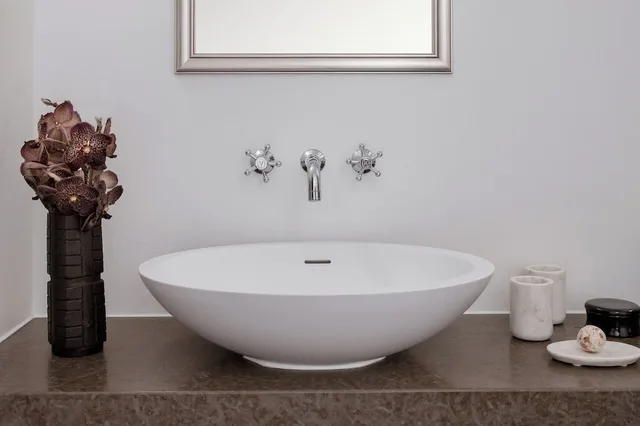 غرفة قياسية بسرير كوين، Nimb Hotel 3/3