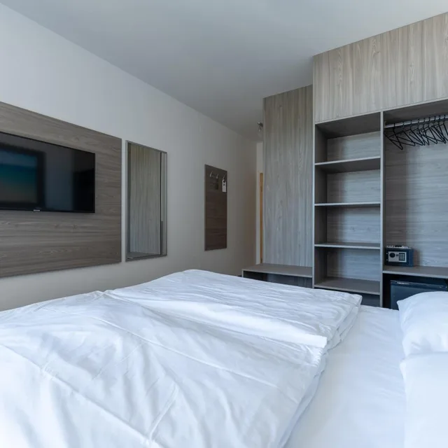 غرفة بسرير مزدوج بشرفة، Barbara Piran Beach Hotel And Spa 3/6