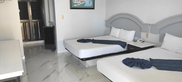 غرفة بسريرين منفصلين، Hotel Playa Marina 1/10