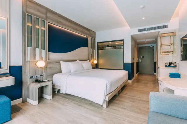 Deluxe, Double or Twin Bed, Pool Access، Seabed Grand Hotel Phuket 7/10