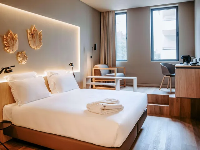 غرفة سوبيريور بسرير كينج مع أريكة، Mercure Fatima 5/10