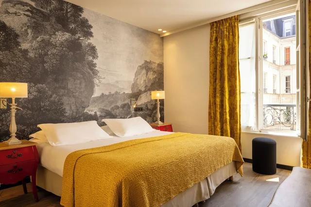 جناح جونيور، HOTEL L'ANTOINE 2/6