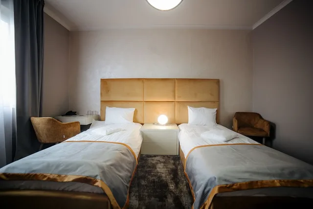 غرفة بسريرين منفصلين، ROYAL CLASSIC HOTEL 1/5