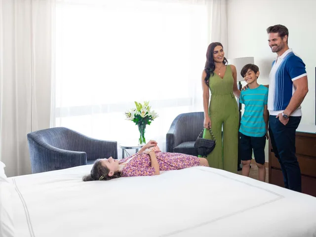 جناح عائلي بسرير كوين وسريرين منفصلين، Swissotel Al Ghurair Dubai 3/7