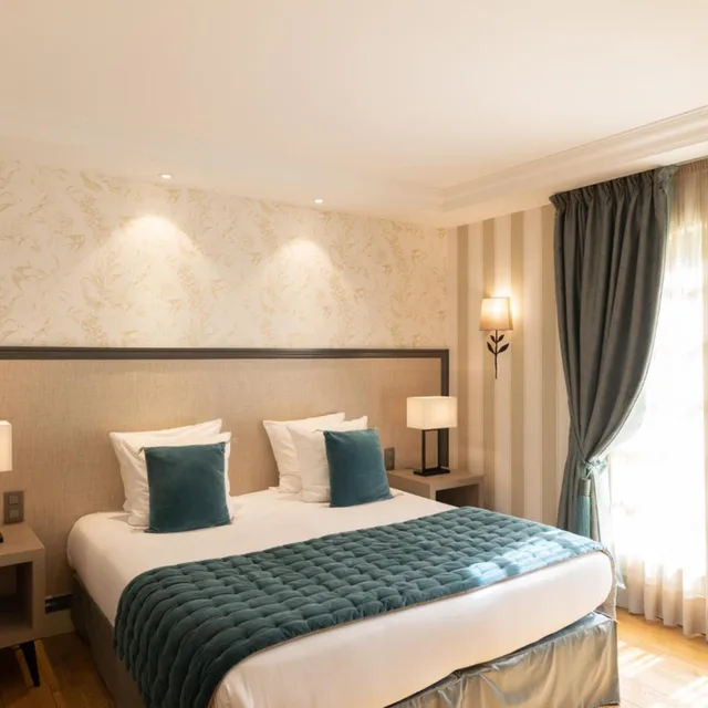 Room, Double Bed, Forest View، Chateau de La Tour 5/10