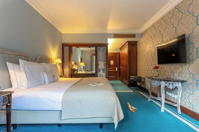 غرفة بريميوم بسرير مزدوج بإطلالة على الحديقة، Pestana Palace Lisboa 1/10