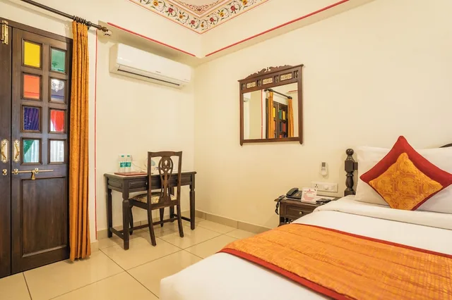 Deluxe, Double Bed, Hotel Umaid Residency 10/10