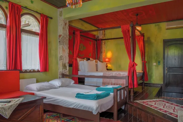 Junior Suite, Double Bed, Panoramic, Sofa, Guesthouse Monastiri 1/3