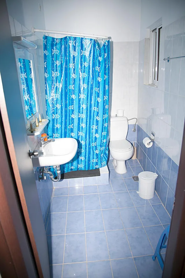 غرفة ثلاثية، Olympia Hotel 10/10