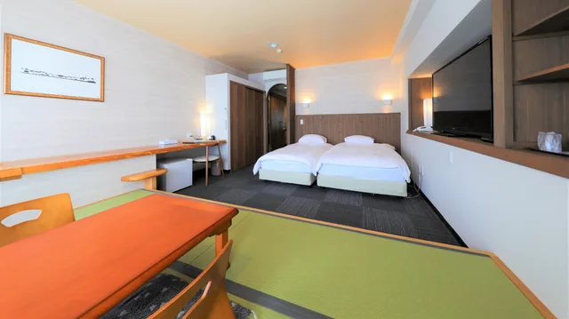 جناح ياباني غربي ياباني عصري بإطلالة على البحر، Shiosai Resort Kamogawa 1/1
