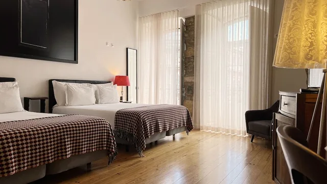غرفة عائلية رباعية بسريرين كوين، Casa Do Bairro By Shiadu 5/10