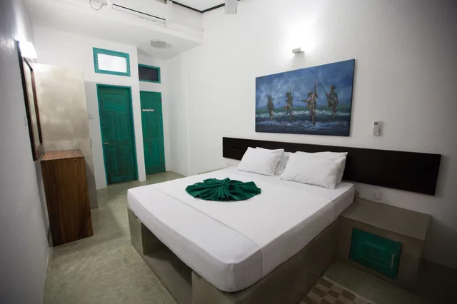 فيلا بسريرين كينج بـ3 غرف نوم، Hikks Villa Hikkaduwa 2/10