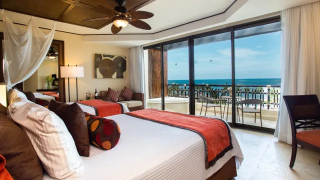 Preferred Club, 2 Double Beds, Pool Front, Ocean View، Dreams Riviera Cancun 1/4