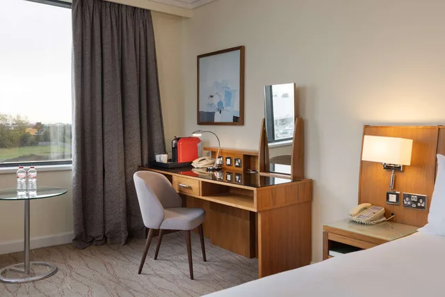 غرفة بسريرين منفصلين، Hilton Dublin Airport 8/8