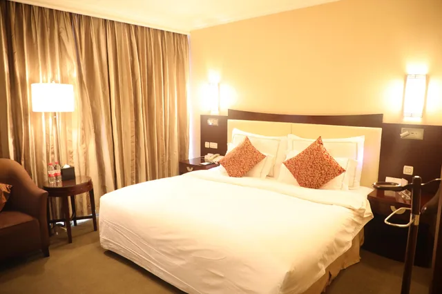 Standard, King Bed, Beijing Jinjiang Fuyuan Hotel 1/1