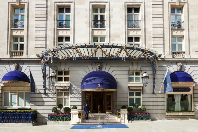 غرفة تُحدَّد عند الوصول، RITZ LONDON 1/3