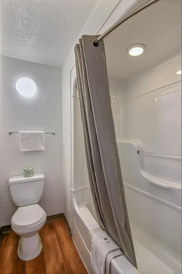 غرفة بسرير كوين، Motel6 Buellton, CA - Solvang Area 9/9