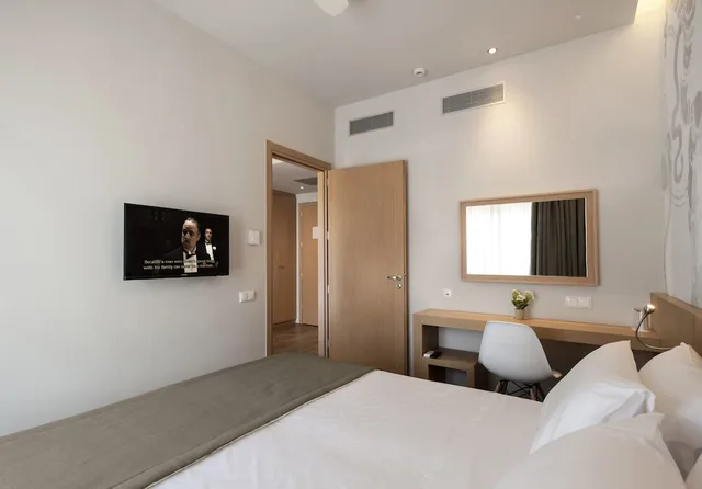جناح بسرير كينج بإطلالة على البحر، Kriti Hotel 1/3