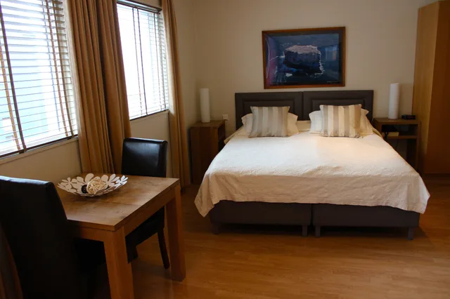 استوديو، Hotel Fron 5/10