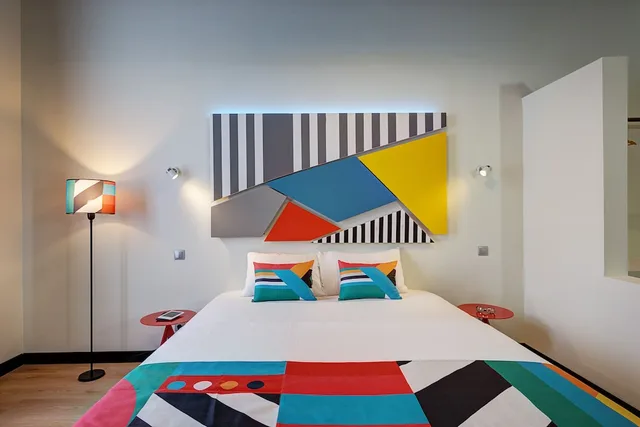 Design, King Bed، Colors Central Ladadika 5/9