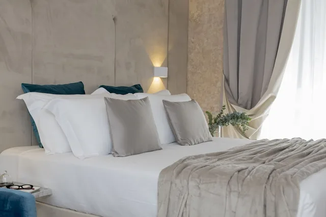 غرفة قياسية بسرير مزدوج أو سريرين منفصلين، Navona Style 6/9