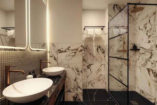غرفة عائلية، The Manor Amsterdam 6/6