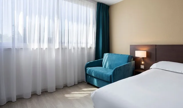 Grand, Apartment, 1 Single and 2 Double Beds, Balcony، Les Loges du Park 4/7