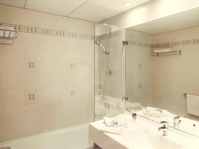 غرفة كلاسيكية بسرير مزدوج، MERCURE TOURS SUD 7/9