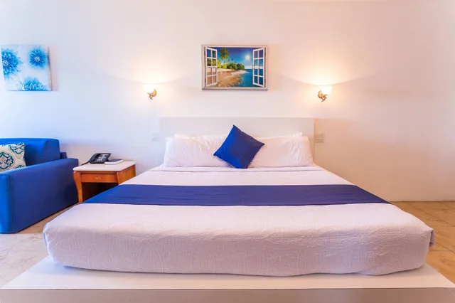 1 Bedroom, Suite, King Bed, Resort View, Kitchenette, La Vue Boutique Inn 3/10