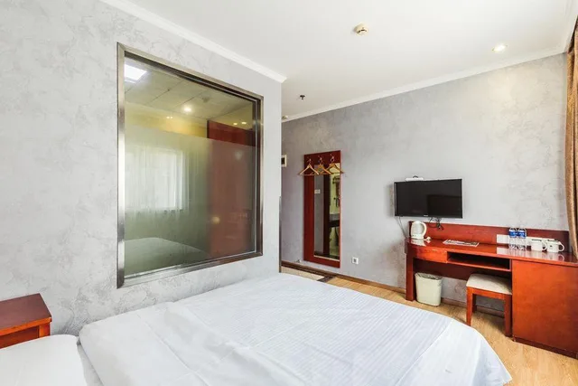 Room, Double Bed, GreenTree Inn Shanghai Huinan Jinghai Road Express Hotel 1/3
