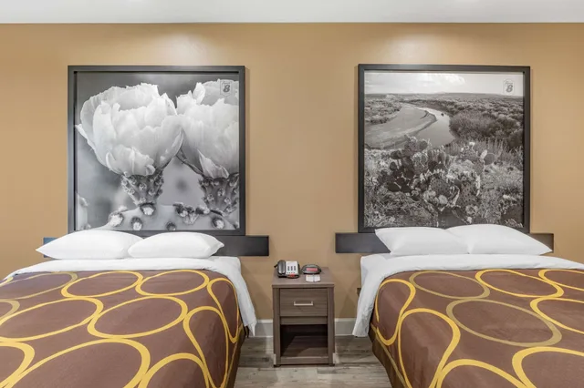 غرفة بسريرين كوين لذوي الإعاقة، Super 8 by Wyndham Houston NW Beltway 8-West Rd 1/2