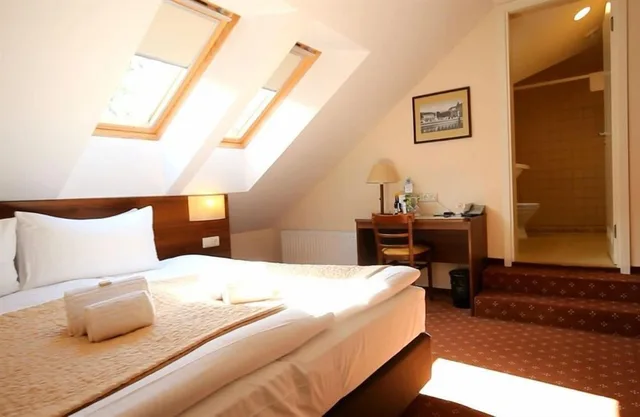 غرفة قياسية بسريرين منفصلين، Memel Hotel 5/10