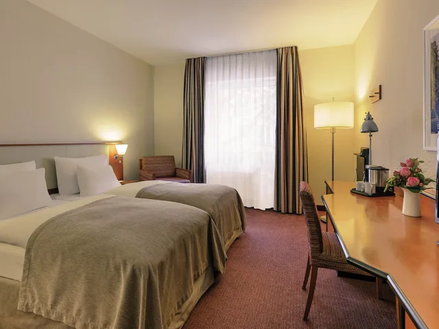 Classic, Double or Twin Bed, Mercure Hotel Dusseldorf City Center 1/1