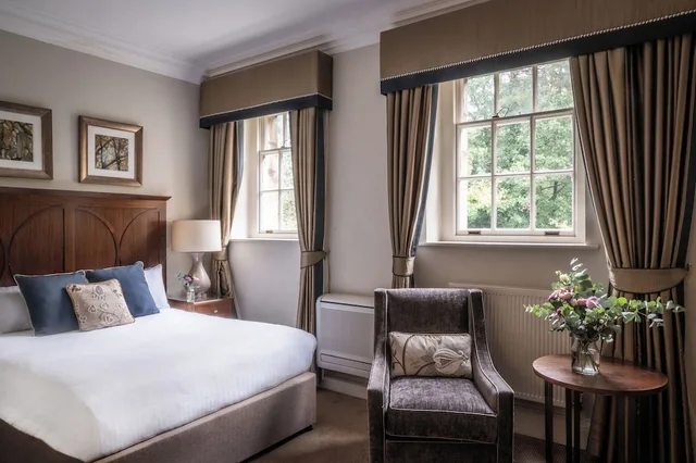 Classic, Double Bed, Crathorne Hall Hotel 4/8