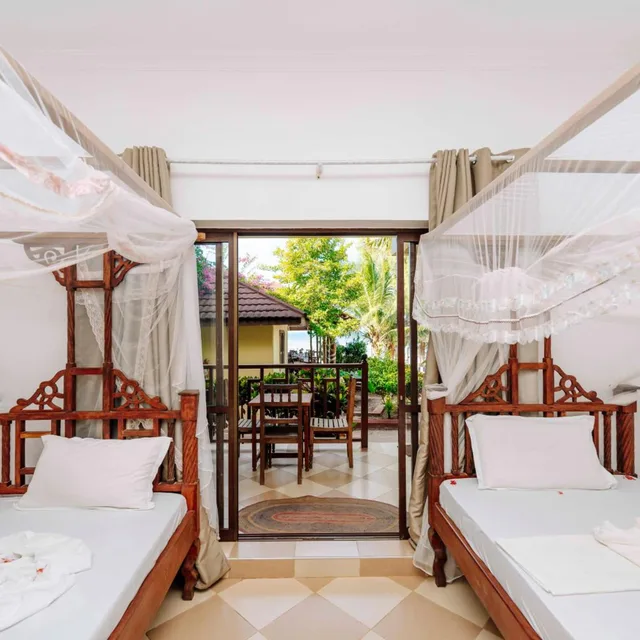 غرفة بسرير مزدوج بإطلالة على البحر بشرفة، Ifa Beach Resort 3/4