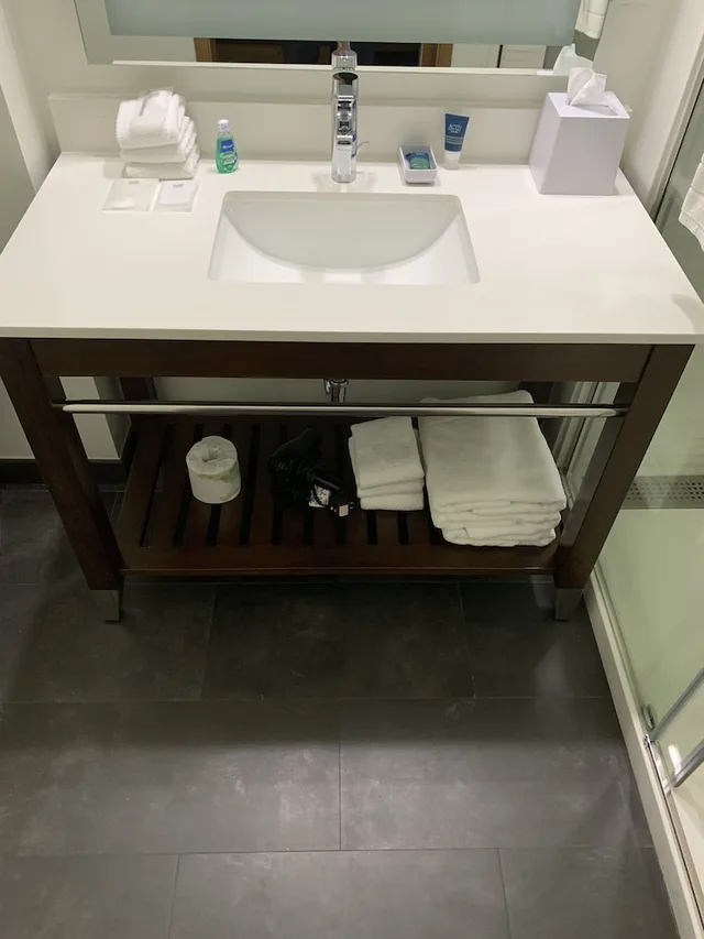 Design, 2 Queen Beds، FOUR POINTS BY SHERATON HOUSTON INTERCONTINENTAL AIRPORT 7/7